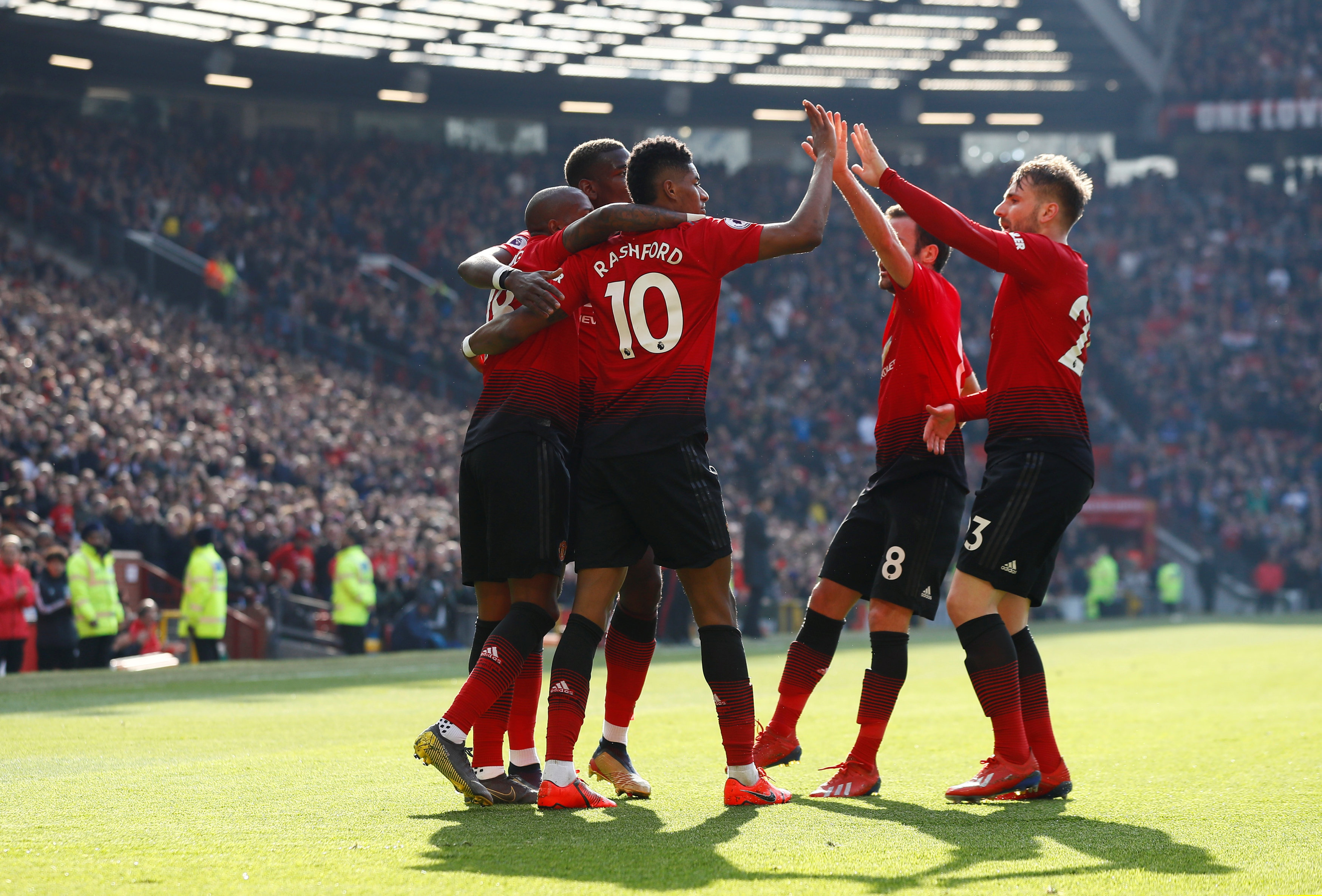 仍有一支球 仍有一支球